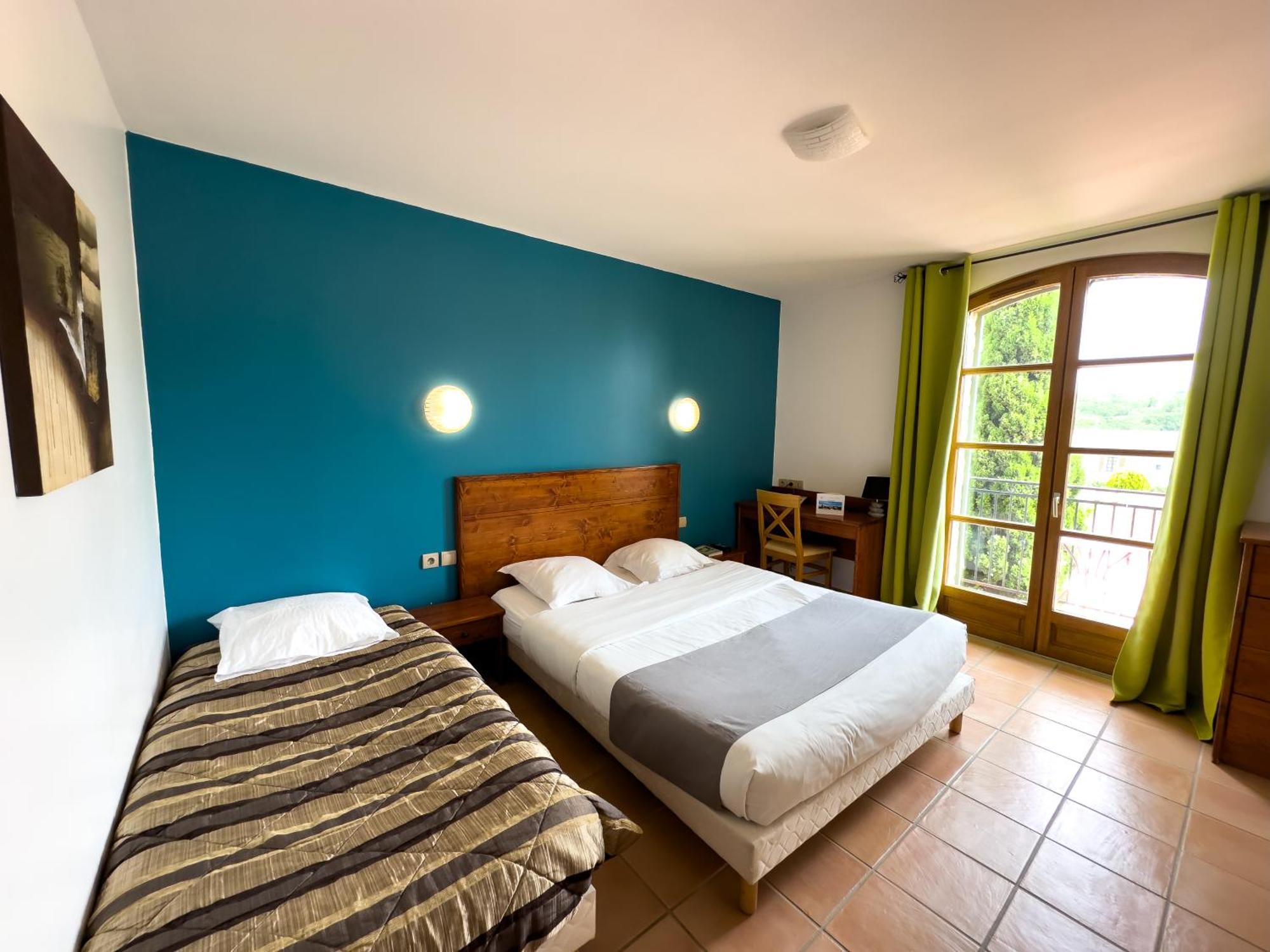 Logis Hotel Restaurant Le Mas De Mon Pere Saint-Jean-le-Centenier 외부 사진